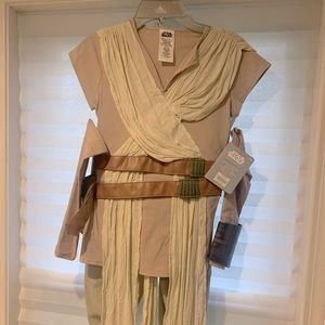 Disney Store Rey Star Wars Halloween costume Kids size 7/8 The Force Awakens.